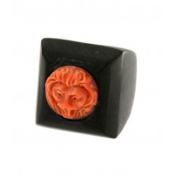 Lion ring coral
