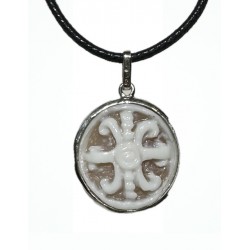 Cameo Lipari's symbol pendant
