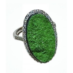 Green garnet ring