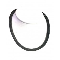 Collana ossidiana tessita