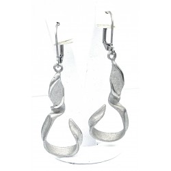 Palladium alloy earring