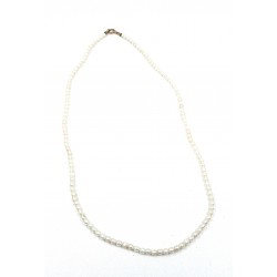 Necklace pearls