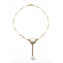 Necklace pearls