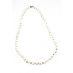 Pearls necklace