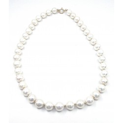 Pearls necklace