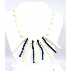 Collana av. corallo nero