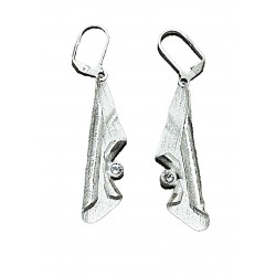 Palladium alloy earring