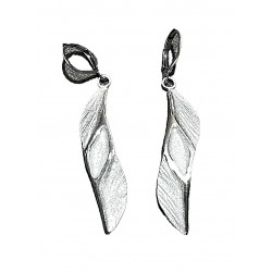 Palladium alloy earring