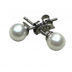 6 mm pearl earring