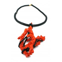 Engraved closed coral necklace