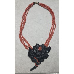 Collana corallo e t.