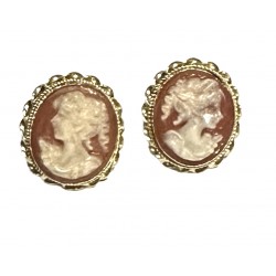 Orecchino cammeo