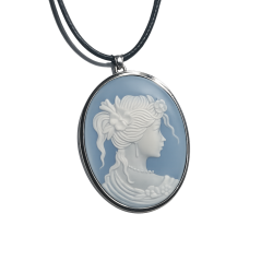 Agate cameo pendant