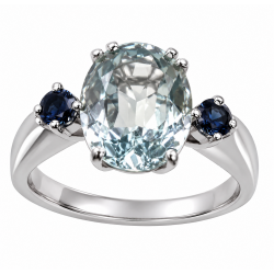 Aquamarine and sapphire ring